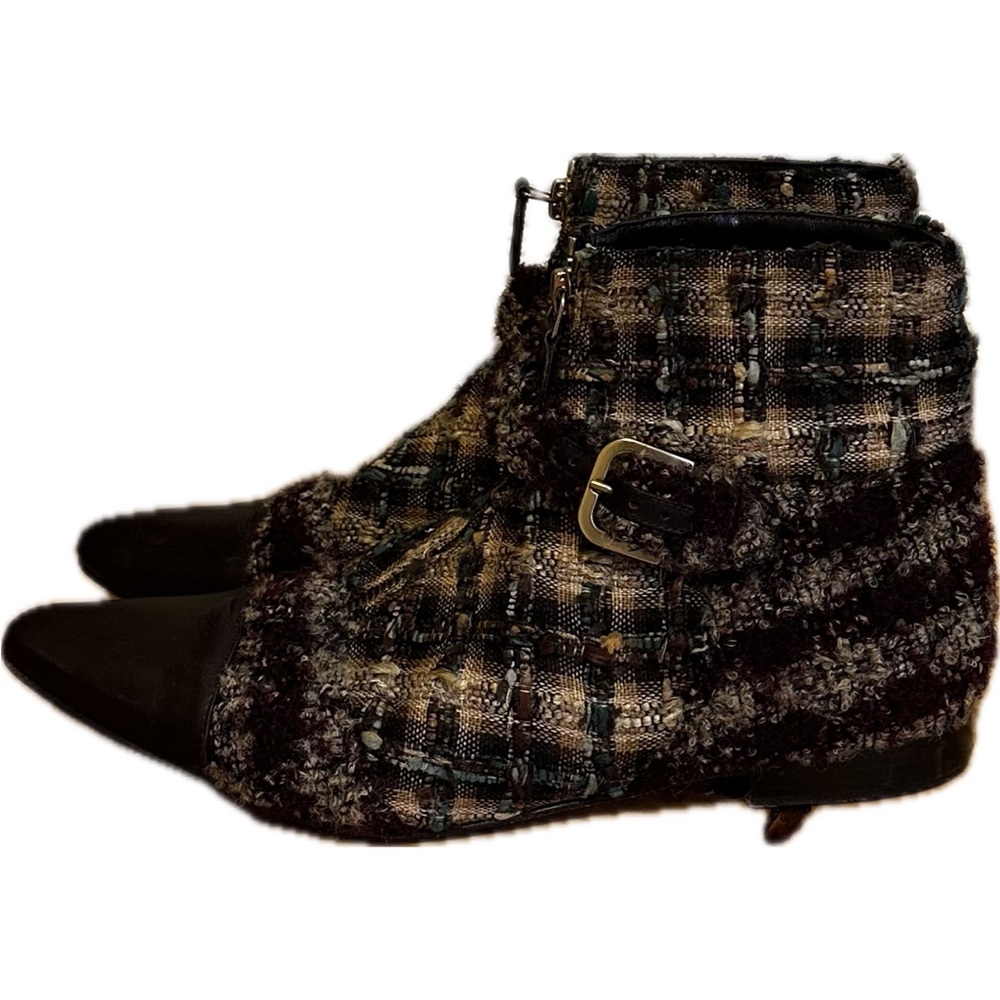 Chanel boucle tweed ankle boot booties
